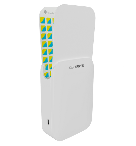Portable USB light trap for flexible indoor placement