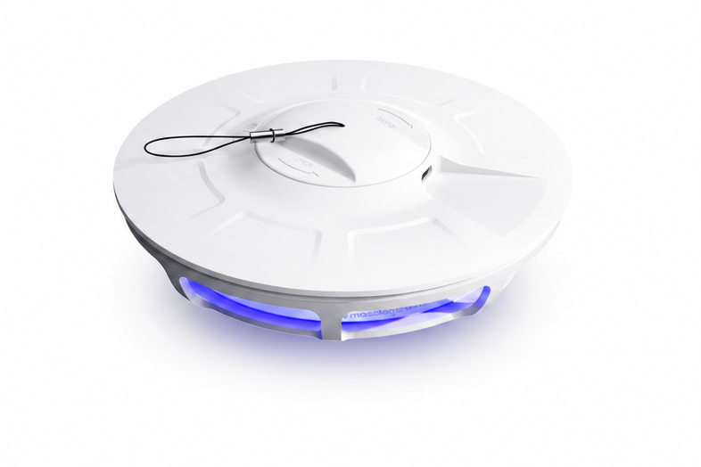 Compact light trap for flea and fabric-area applications